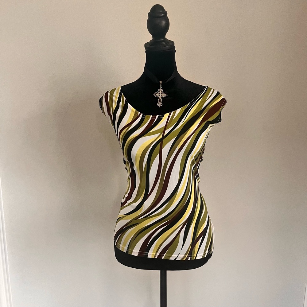 Dynamite Women's Top in Brown, Yellow, and White